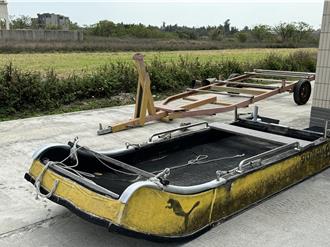 金門2釣客滯陸歸期未明 家屬心急送藥拜廟求平安