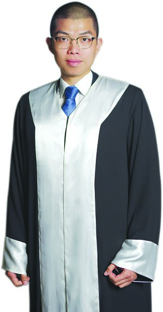 許哲維法學之路 實踐社會關懷