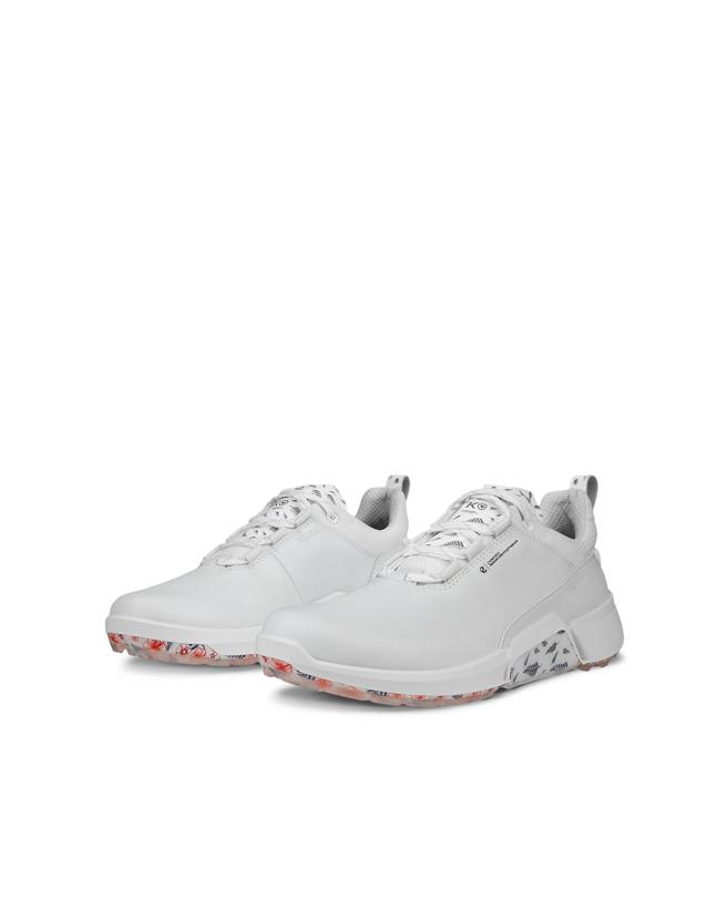 ECCO x 高寶璟Lydia Ko限量聯名設計「GOLF BIOM H4 高爾夫健步H4」，1萬500元。（ECCO提供／朱世凱台北傳真）