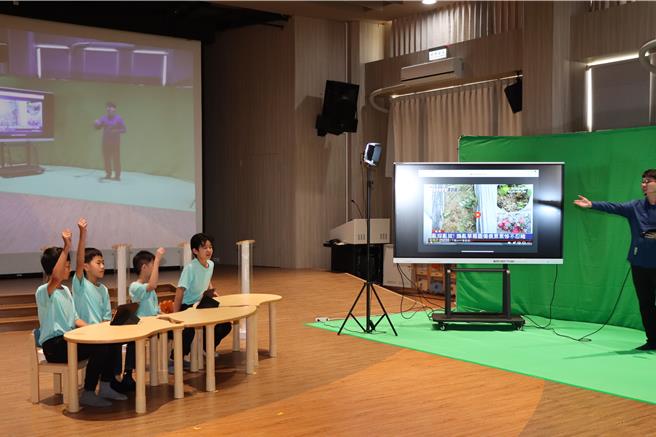 延展XR共学课程。（苗栗县政府提供／李京升苗栗传真）
