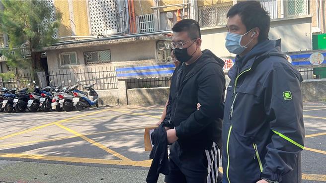 香港網路媒體人「姜牧師」本月17日凌晨，台北市林森北路409號酒店前，在下計程車時，疑因口角衝突，被人持刀捅傷。警方於昨日將犯嫌林誌鍠查緝到案，並於今下午移送台北地檢署。檢察官複訊後，因林男另涉毒品案遭判刑1年，通緝中，因此代橋頭地檢署執行發監，本案不另為強制處分。（圖本報資料照）