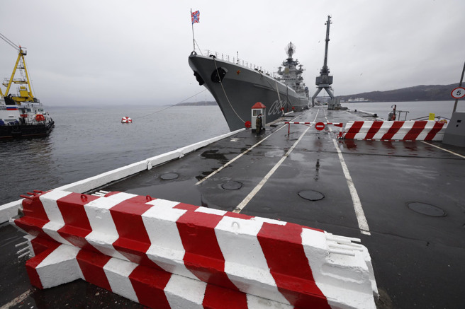 俄羅斯海軍北方艦隊首腦換人。圖為北方艦隊旗艦「彼得大帝號」（Pyotr Veilikiy，Peter the Great）。（資料照／美聯社）