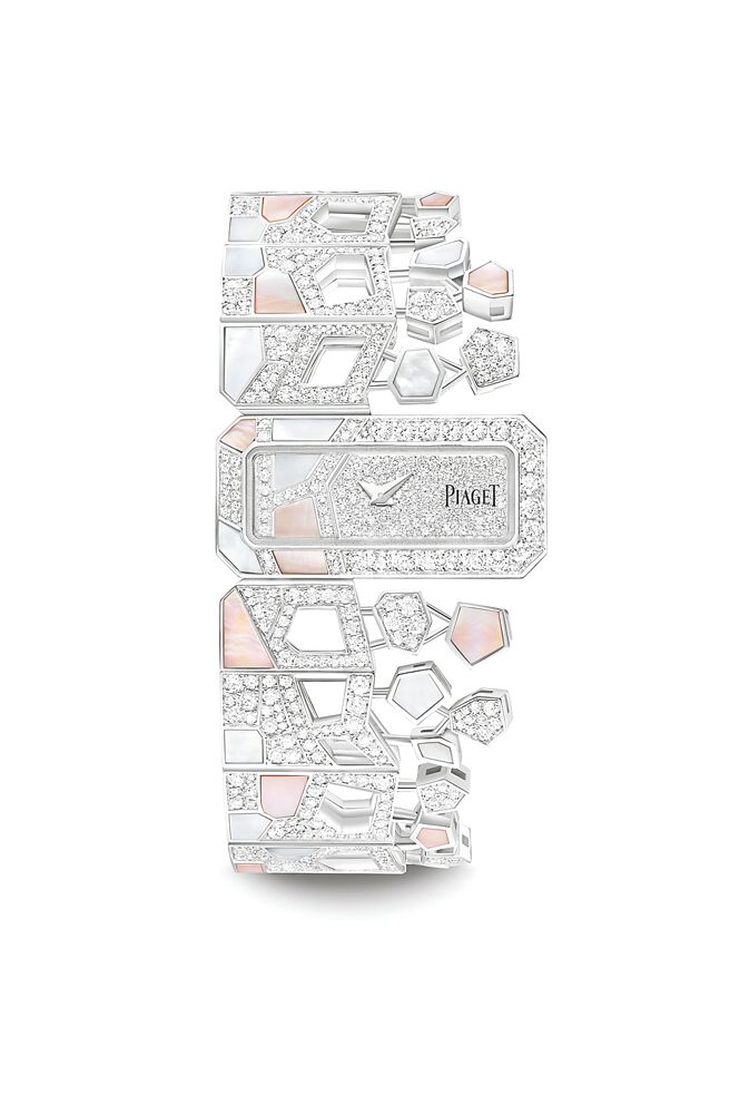 伯爵Metaphoria系列Roscida白金珍珠母貝鑽石腕表，1030萬元。（PIAGET提供）