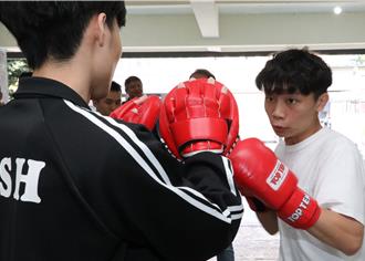 基中拳击国手陈昱辰返校庆生 基市两校将增设擂台