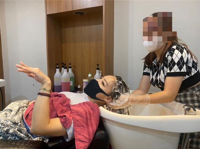 基隆市第112学年度上学期中辍人数达30人，基隆市教育处透过「预防国民中小学中辍及长期缺课学生辅导计画」，已成功辅导28人復学。（基隆市教育处提供／徐佑升基隆传真）