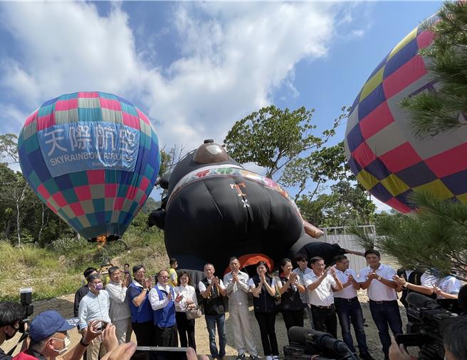 九九峰氦气球乐园2022年10月举行开工动土典礼，目前进度约3成，若空域申请顺利，预计最快2026年8月可望营运。（杨静茹摄）