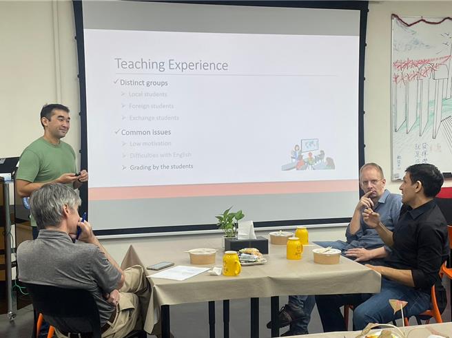 中原大學推動各院系發展全球化工作，外籍教師也定期舉辦研習活動。（中原大學提供／蔡明亘桃園傳真）