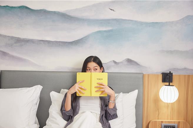 酒店共370间客房，每间都能欣赏嘉南平原景致。(嘉义福容voco酒店提供) 