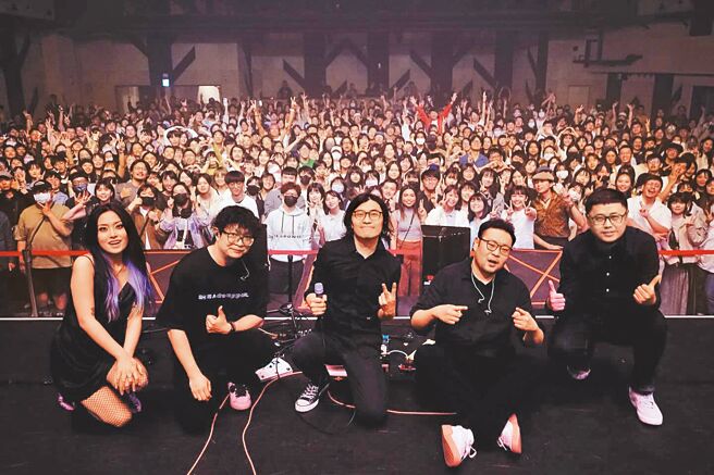 橘子海成军12年被誉为新一代独立音乐浪潮代表乐团。（摘自IG）