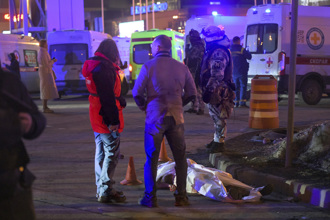 莫斯科恐攻逾60死「美國早警告」 普丁駁斥：勒索挑釁