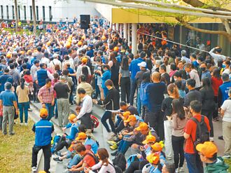 路过突迴转 白沙屯妈停驾云林县府