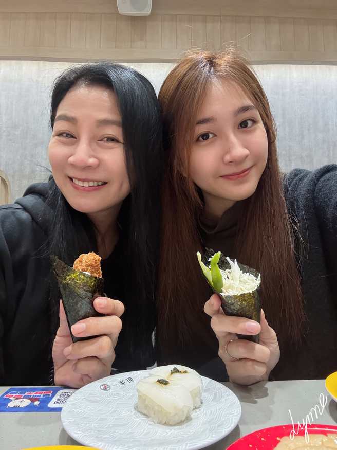 方文琳的女儿于齐薇和妈妈一样漂亮。（图／方文琳脸书）