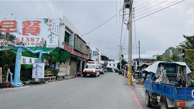 台东市富冈里惊传流血衝突，造成巫姓女子头部受伤。（萧嘉蕙摄）