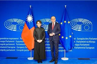 我副总统当选人首度于就职前应邀访欧 萧美琴会晤欧洲议会副议长
