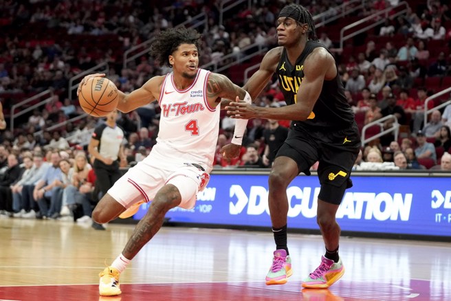 傑倫格林(左)輕鬆轟下全場最高41分。(美聯社)