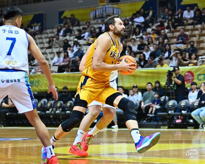 艾德今天攻下24分。(新北中信特攻提供)