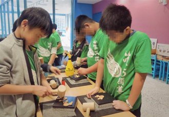 十三行年度特展 館方推動史前動物手作活動