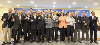 海大張清風終身國家講座教授 獲頒「海洋貢獻獎」