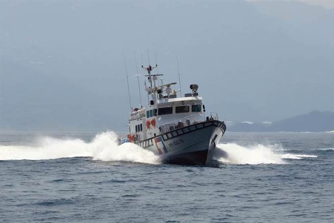 睽违8年！海巡百吨级巡防艇重驻太平岛。（仅示意、非进驻太平岛巡防艇／中时资料照）