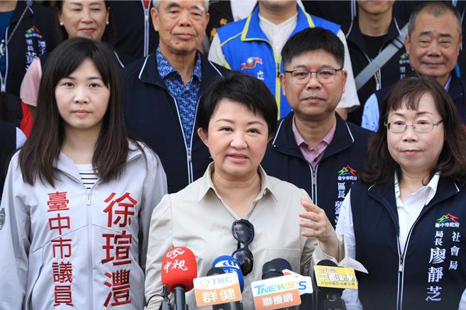 台中市長盧秀燕表示，電價若上漲，粗估中捷1年直接電價要增加超過1500萬。（陳淑娥攝）