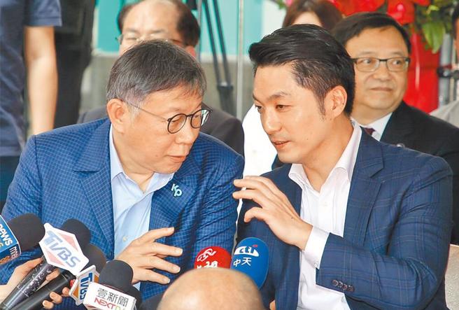 柯文哲（左）近日為台智光暗槓上蔣萬安（右）。（中時資料照）