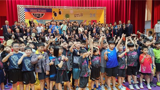 「第二屆昀儒明日之星蝴蝶盃全國桌球錦標賽」今（25日）於宜蘭運動公園體育館盛大登場。（吳佩蓉攝）