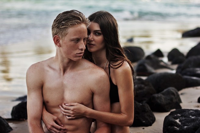 常有肢体接触却没名没份，是渣女惯用伎俩之一。（图片来源/PEXELS）