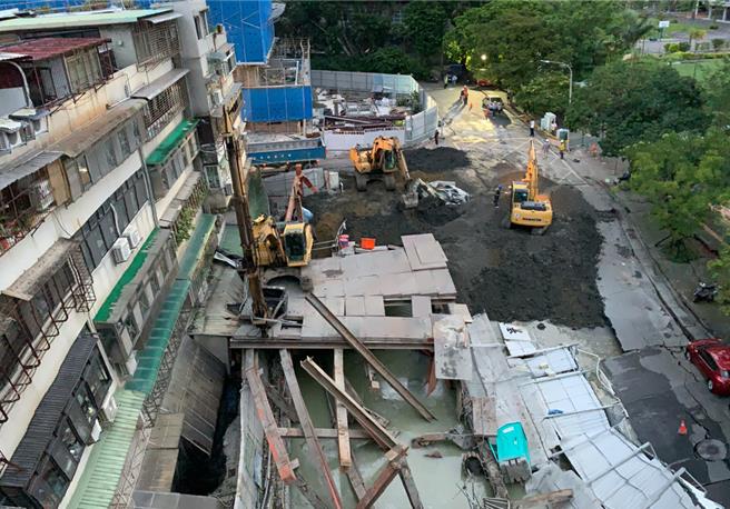 基泰建设25日发布声明表示，与受灾户沟通后，已达到市府邻损赔偿解除列管标准，台北市建管处回应，所有受损户完成损邻处理程序才有可能解除列管。（本报资料照片）