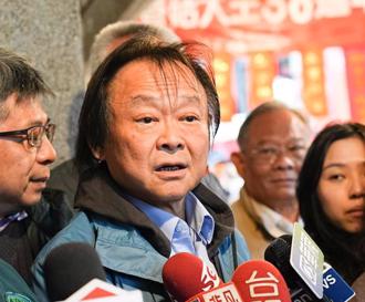 數發部高官回嘴「沒打過瞌睡」王世堅氣炸：我傳畫面給你