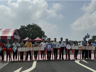 南市仁德二空新城收费停车场启用 在地人曝「心情复杂」