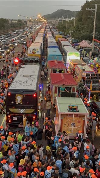 白沙屯媽祖進香18萬人齊聚！空拍畫面超壯觀