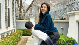 女星喝爛醉被撿屍慘被看笑話  酒醒和老公曬恩愛