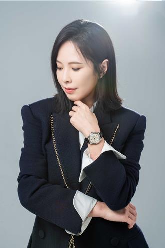 天心刚柔兼续 戴Longines表体悟人生