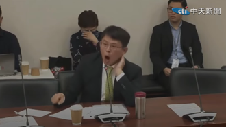 黄国昌为何吼柯建铭？名嘴揭「咆哮帝」真相：确实异常