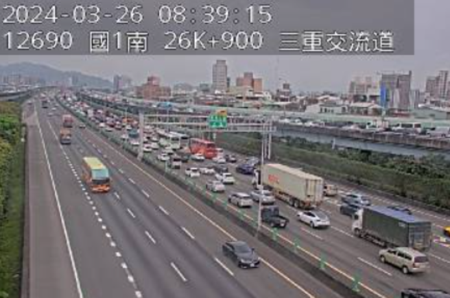 现场画面。（图 / 翻摄自高速公路局1968）