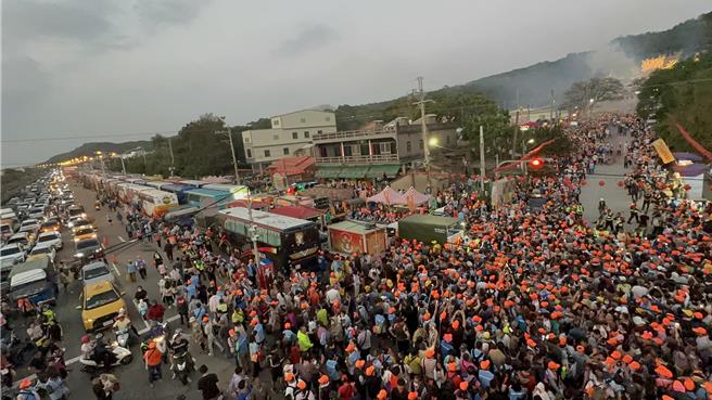 空拍画面相当壮观。（拱天宫提供／李京升苗栗传真）