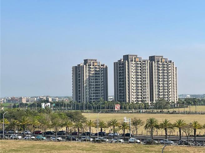 嘉义建设题材丰厚，吸引包括远雄、泰嘉、清景麟等建商卡位，推出大楼华厦型产品！图／台湾房屋提供