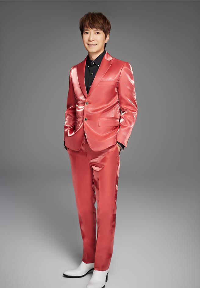 邰正宵近来推出最新专辑《重燃爱恋贰 Walk On》。（起初娱乐提供）