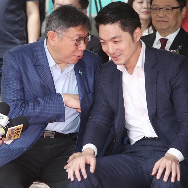 前后任台北市长柯文哲（左）、蒋万安（右）近来为台智光案频繁交手。（本报资料照片）