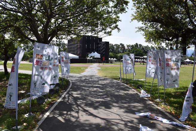 在3 月 30 日下午4点起在竹南运动公园足球场办理星空电影院。（本报资料照）