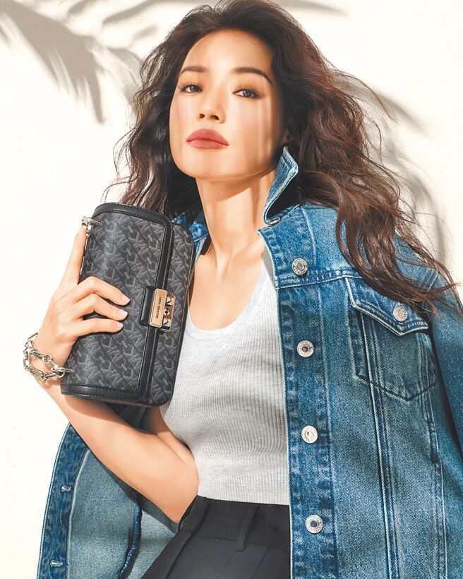 MICHAEL KORS签舒淇为代言人，巩固原有客群。（MICHAEL KORS提供）
