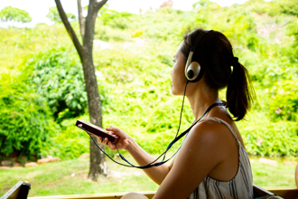 她結婚僅21天 聽廣播抓包外遇 夫嗨曝「偷吃好友妻」 