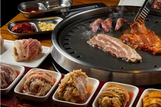 应援狂欢！3／30职棒新赛季 八色烤肉新推无限畅饮助阵