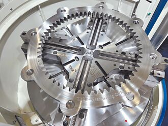 富達興引領尖端加工技術再創新