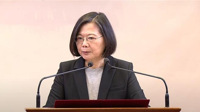 接見亞洲台商總會訪團，蔡英文呼籲「回台投資」。（翻攝自總統府錄影畫面）