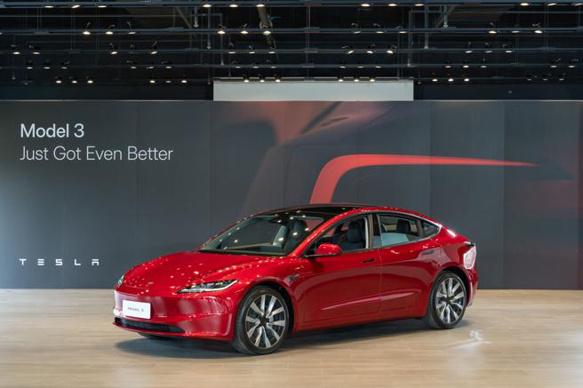 Tesla Model 3 焕新版实车抢先登台。（Tesla提供）