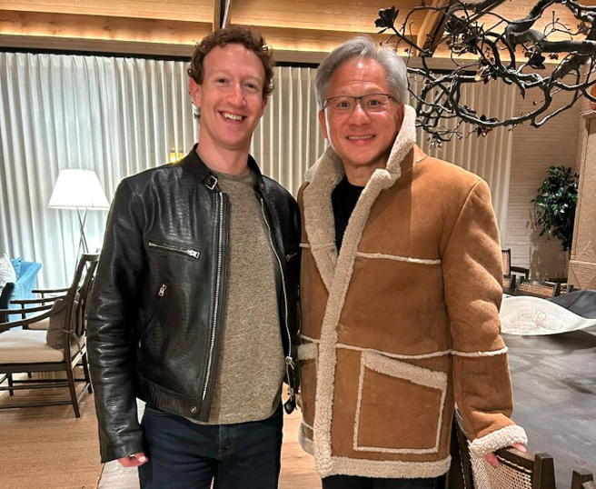 祖克伯(左)秀出与辉达执行长黄仁勋(右)的合照，还穿着黄仁勋的招牌黑色皮衣，戏称「交换球衣」。（图／取自祖克伯IG）