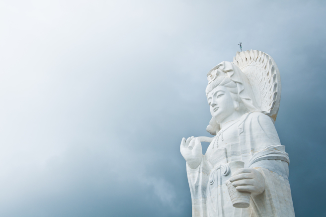 鸡、牛、羊3生肖受到观音菩萨庇佑，4月一到就能翻转运势，万事顺遂，财运上升。（示意图：shutterstock／达志）