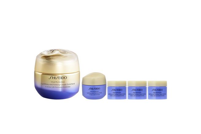高雄大远百SHISEIDO资生堂国际柜激抗痕拉提神霜组，含激抗痕亮采紧致霜50ml、紧致霜15ml、紧致霜5mlＸ3，价值6320元、卡友价3690元。（远百提供）