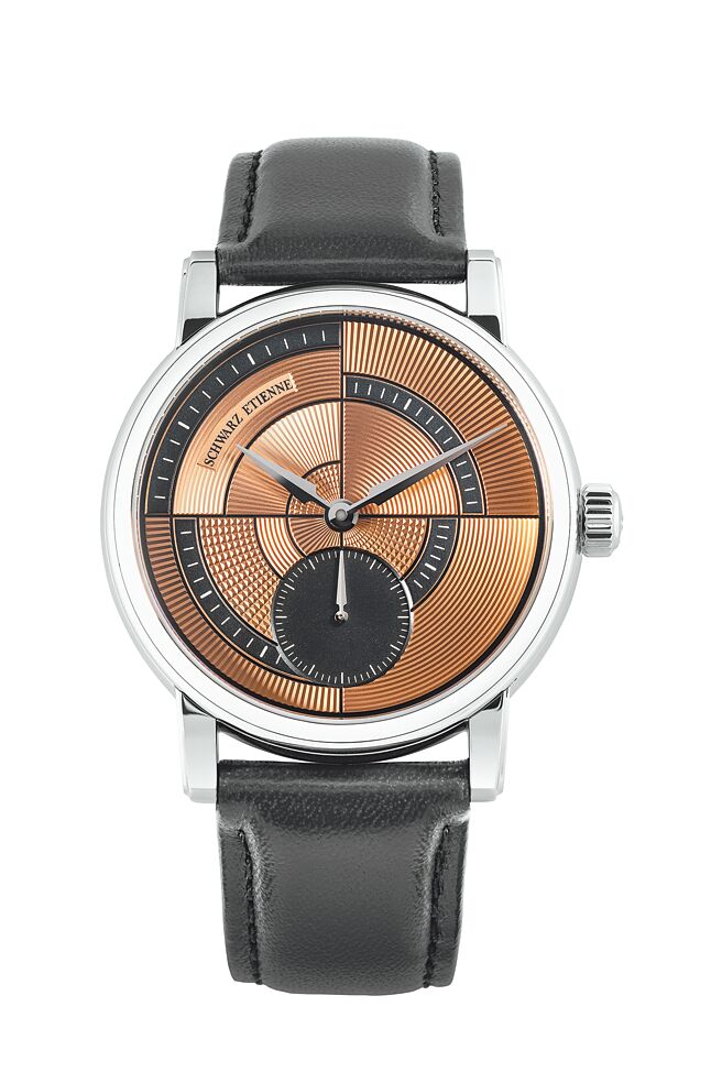 Schwarz Etienne即起来台，主打Roma Geometry几何鲑鱼面腕表，73万8000元。（瑞博品提供）